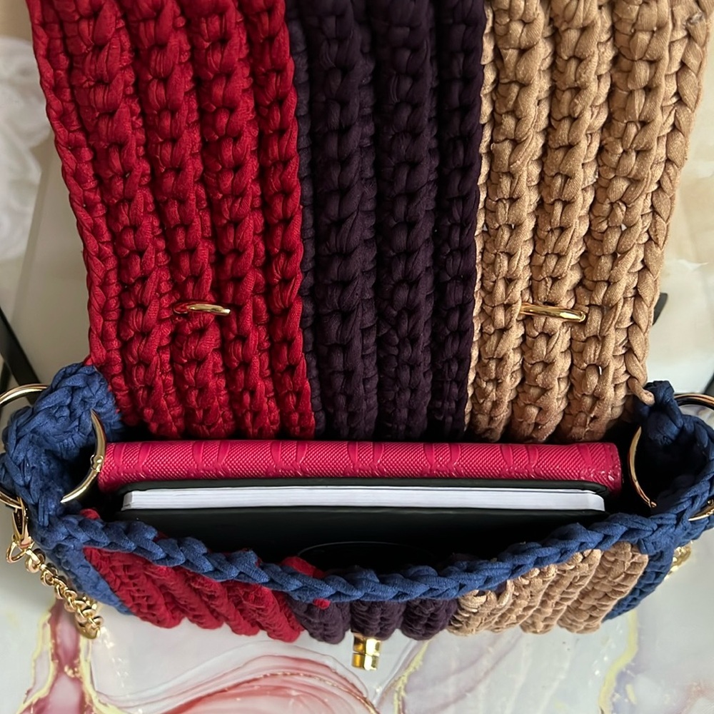 Hand Crafted Multicolor Top Handle Crochet Handbag - Picture 9 of 15